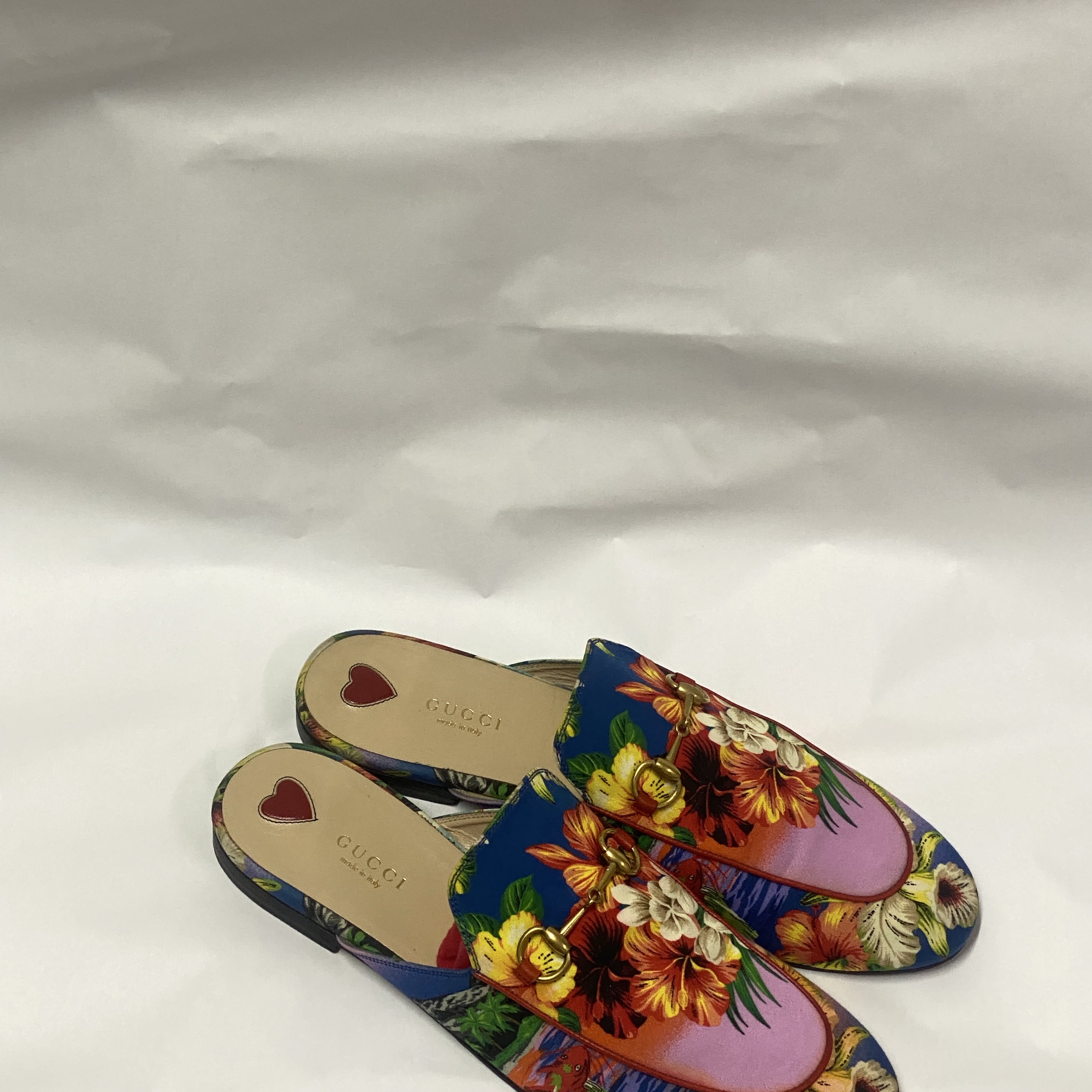 Gucci Multicolor Floral Fabric Princetown MultiColor Never worn - Inside View